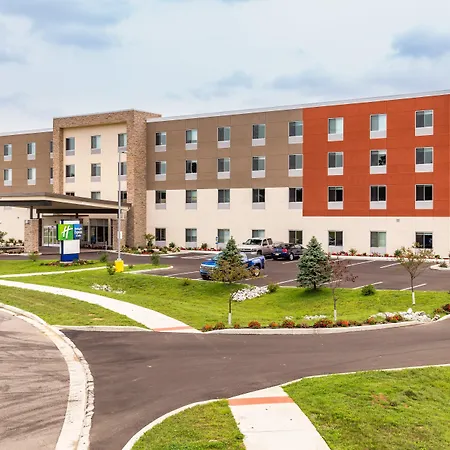 Holiday Inn Express & Suites - Elkhart North By Ihg